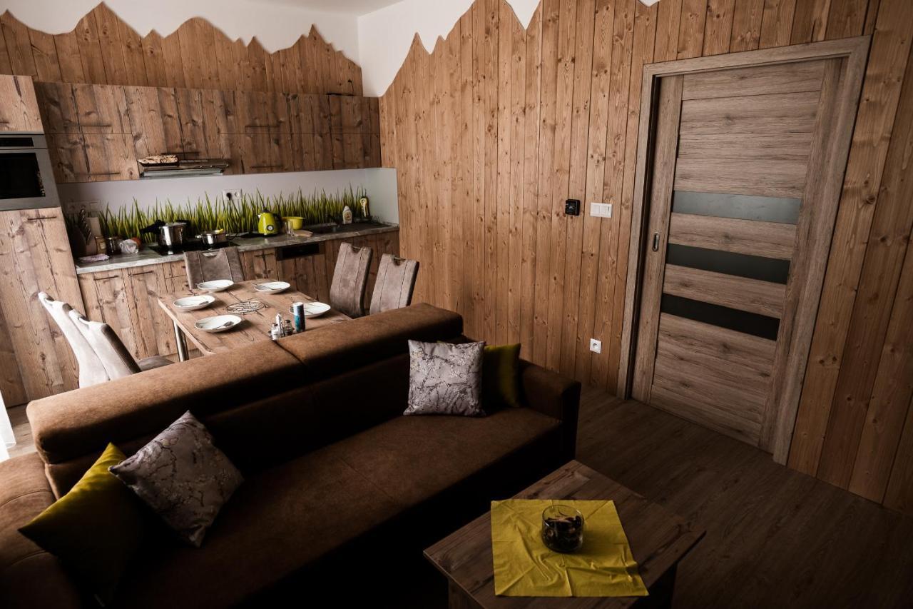 Magic Bernard, Stary Smokovec Apartment